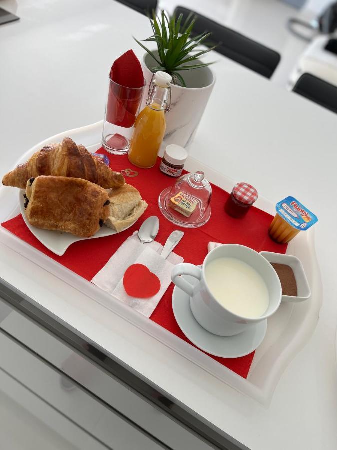 Love Room Avec Spa Privatif Le Rove Exterior foto